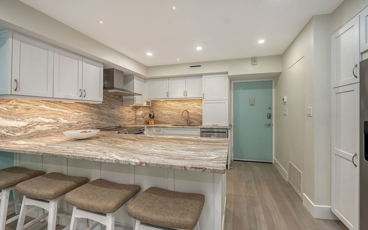 1000 LONGBOAT CLUB RD #402