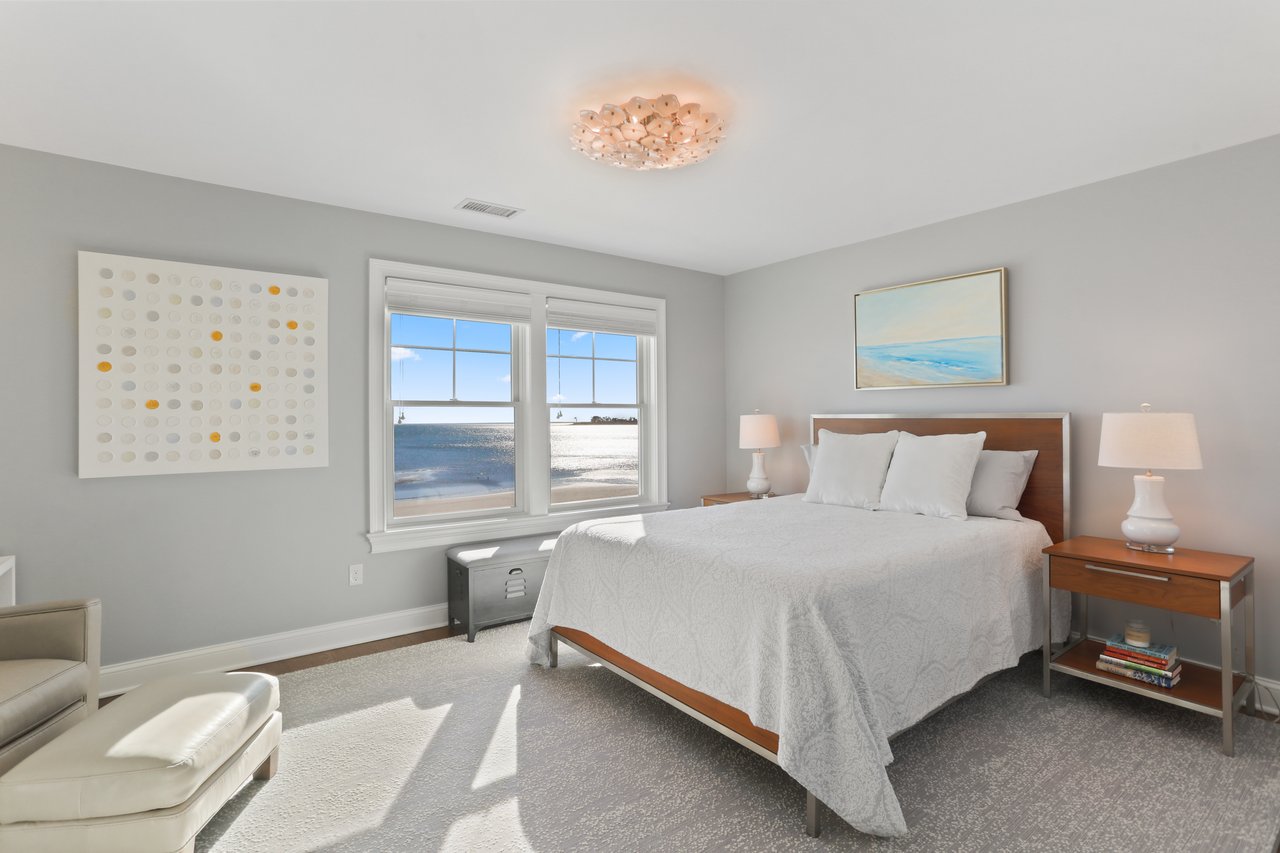 WATERFRONT LUXURY * PRIVATELY SOLD * RECORD SETTING PRICE