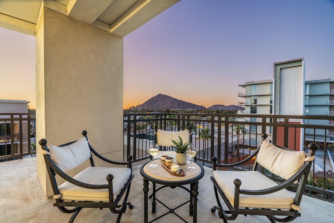 6803 E MAIN Street, 5511