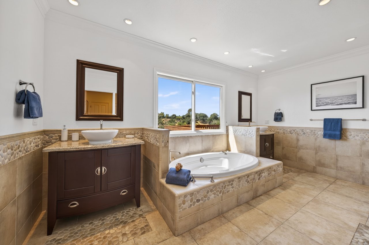 Expansive & Private Novato Estate