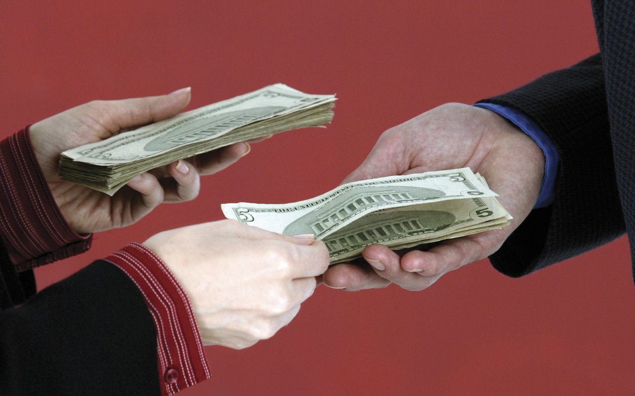 In Overheated Market, East Bay Buyers Throwing All-Cash Offers at Homes