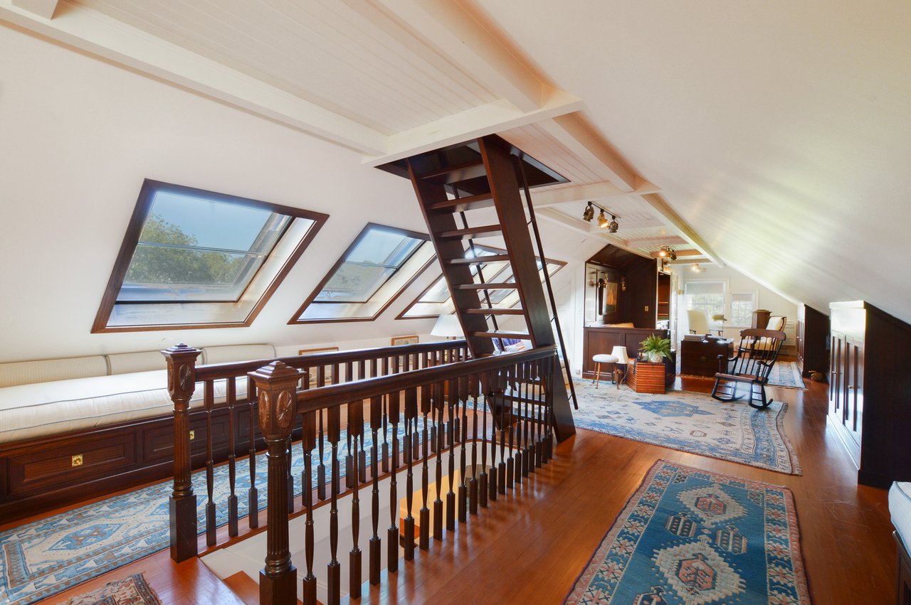 Classic Hyannis Port Grandeur with Timeless Coastal Elegance