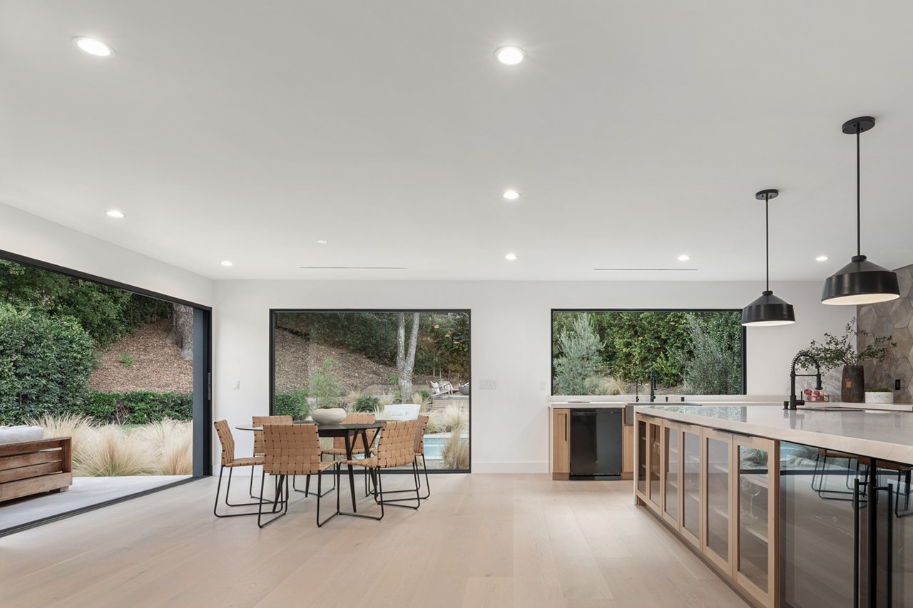 3721 Woodcliff Avenue, Sherman Oaks