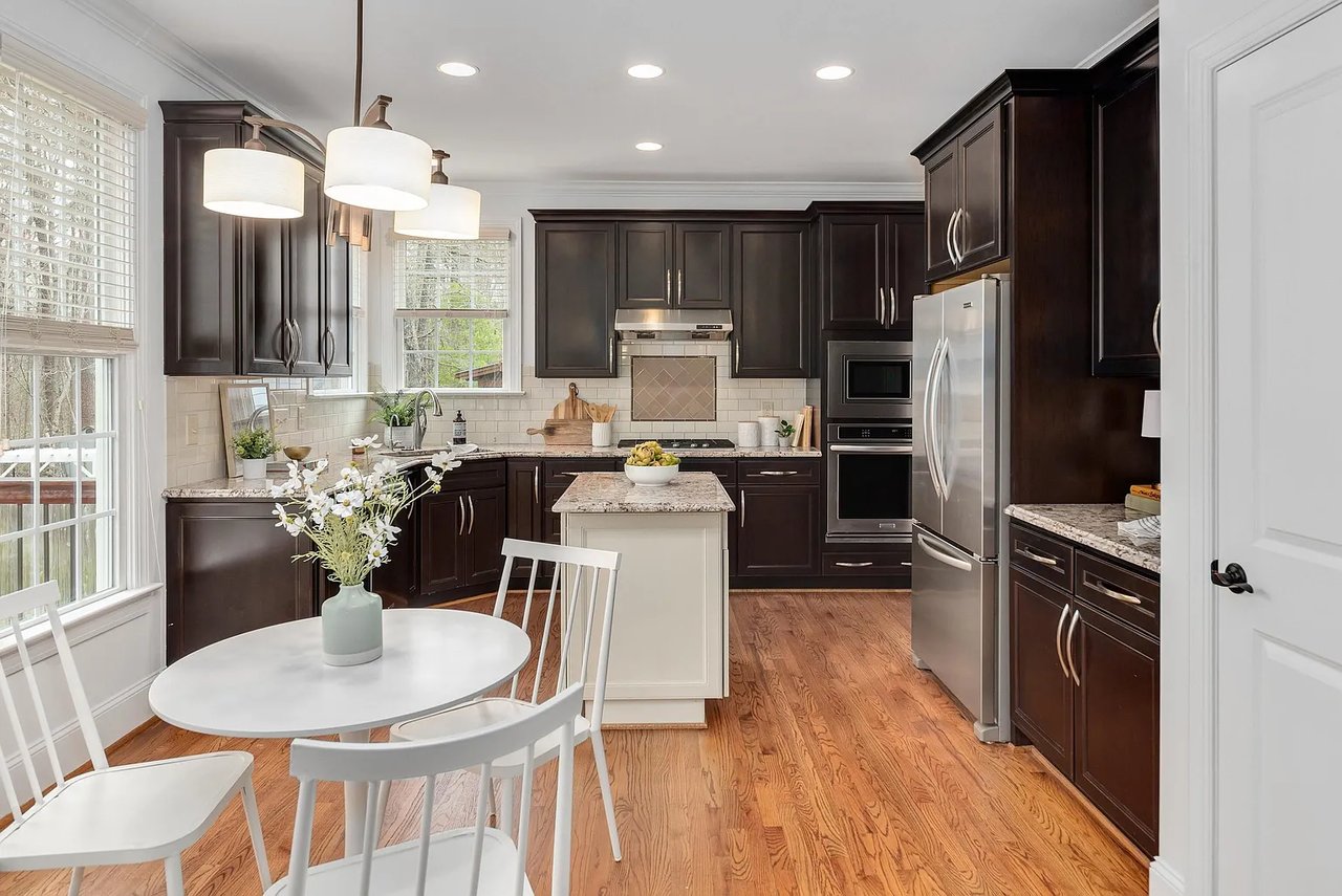 8031 Sundance Cir