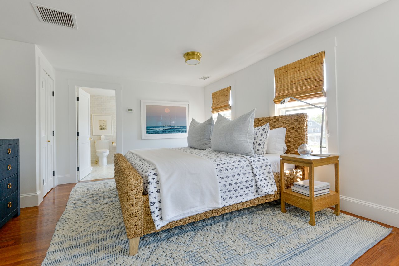 3 North Beach Street