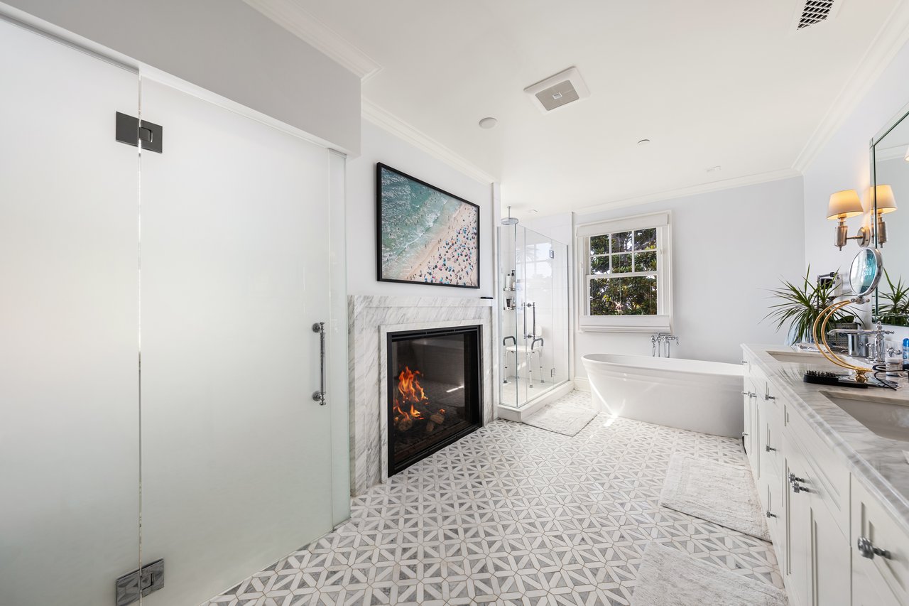 401 Ocean Ave Unit: 2, Santa Monica 