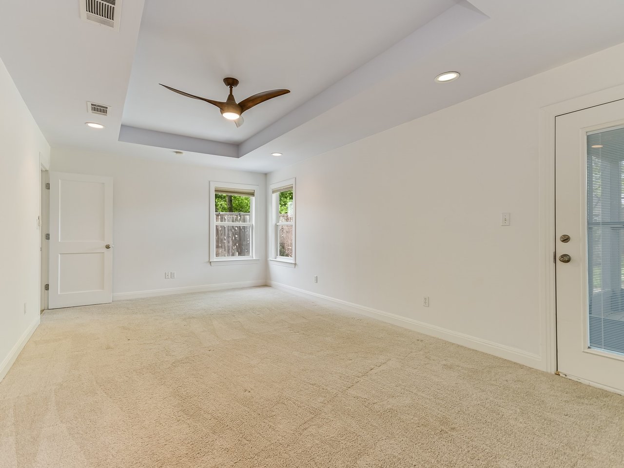 1402 Romeria DR
