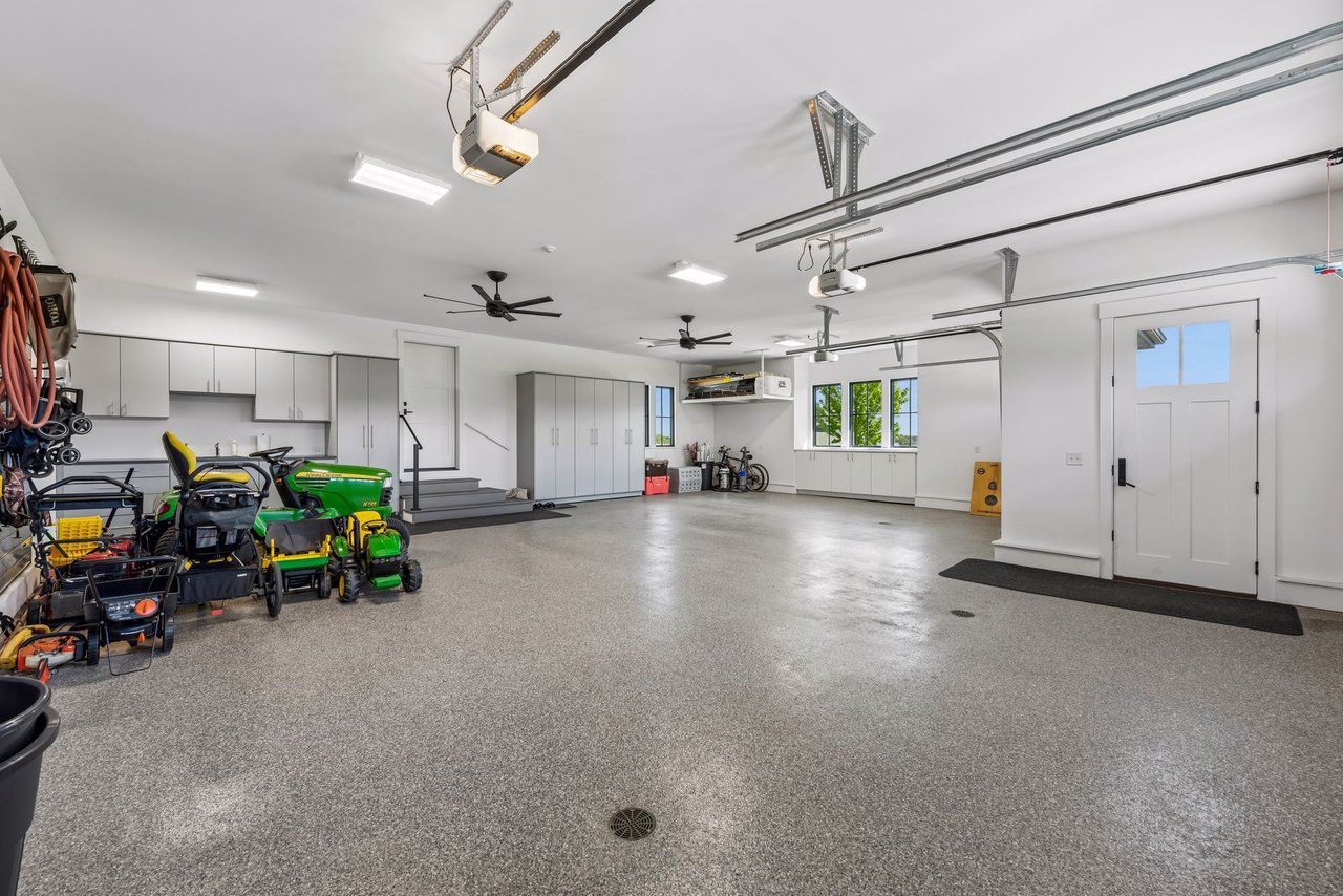 2888 Deer Hill Road, Medina