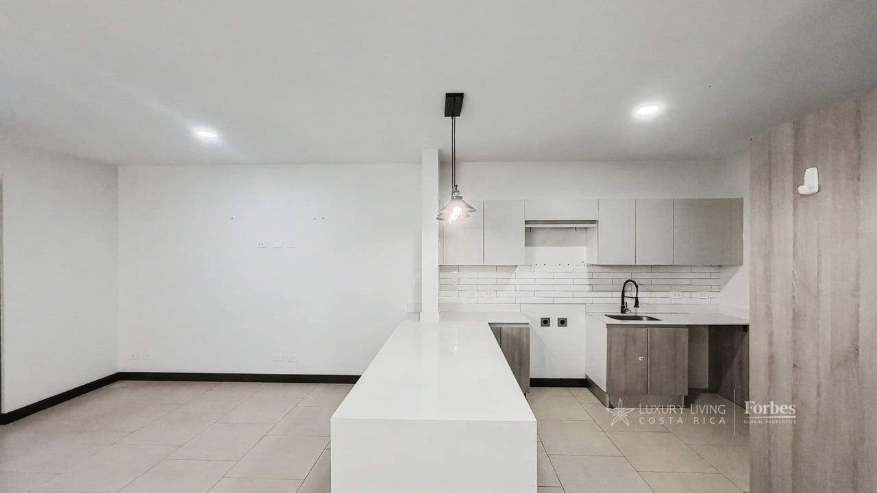 21480 - House, 3 bedrooms, office, terrace, pool, gated community, Escazú
