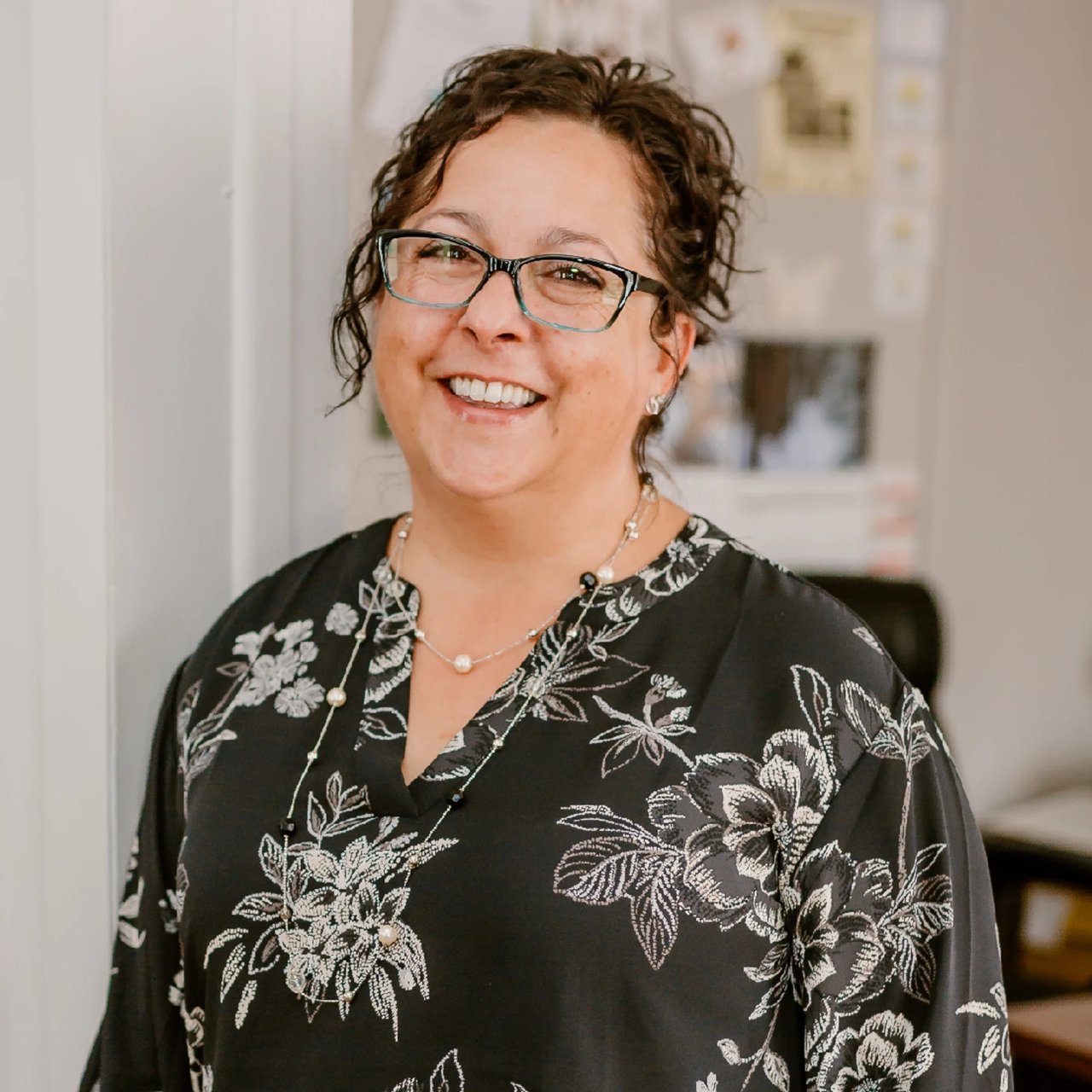 Jenny Vogelaar Hillman, MI Real Estate Agent Headshot