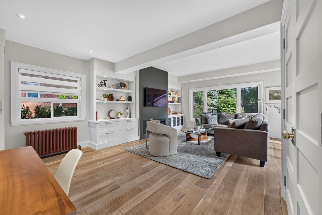 33 Ben Machree Dr
