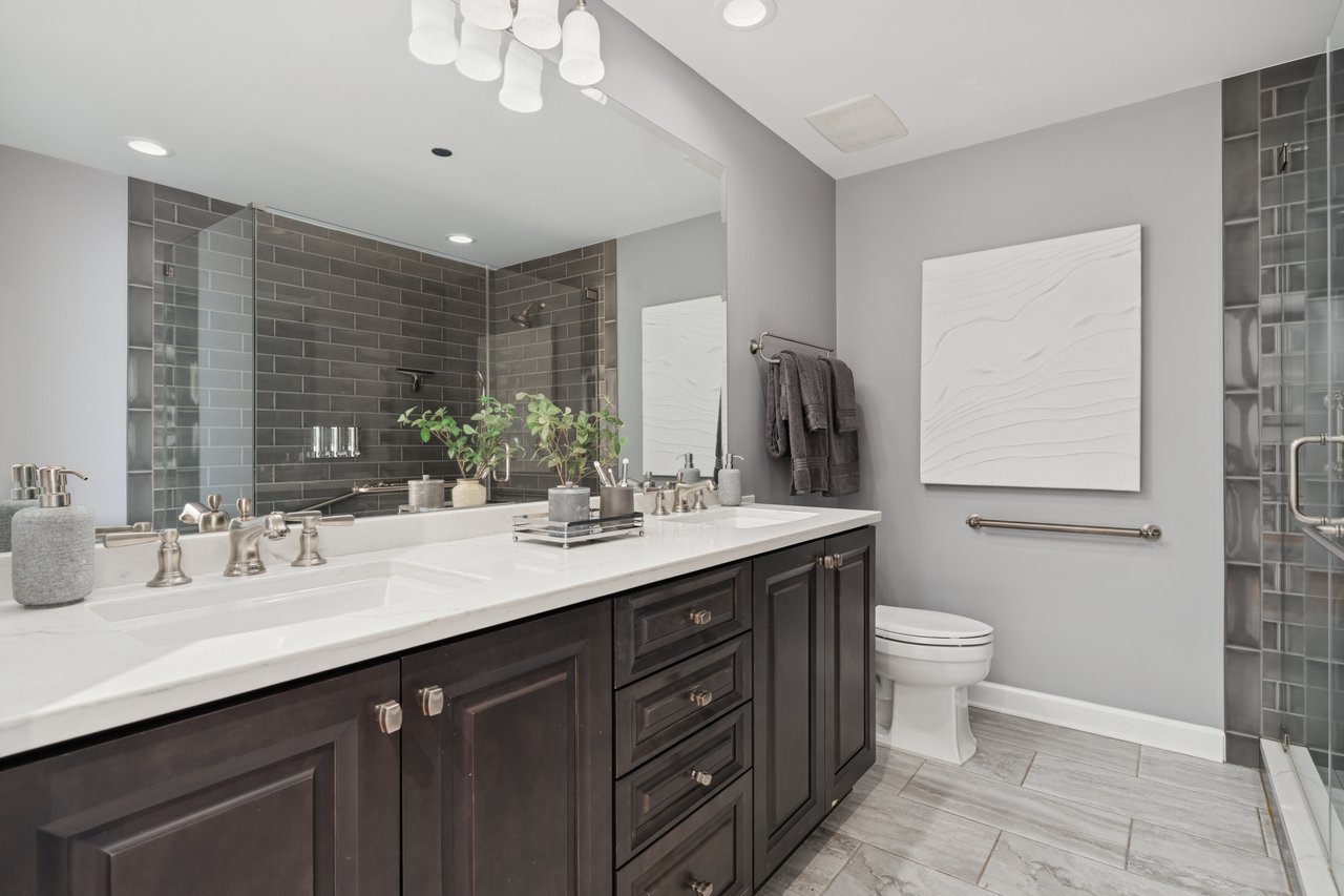 530 N Lake Shore Dr APT 2604, Chicago, IL 60611