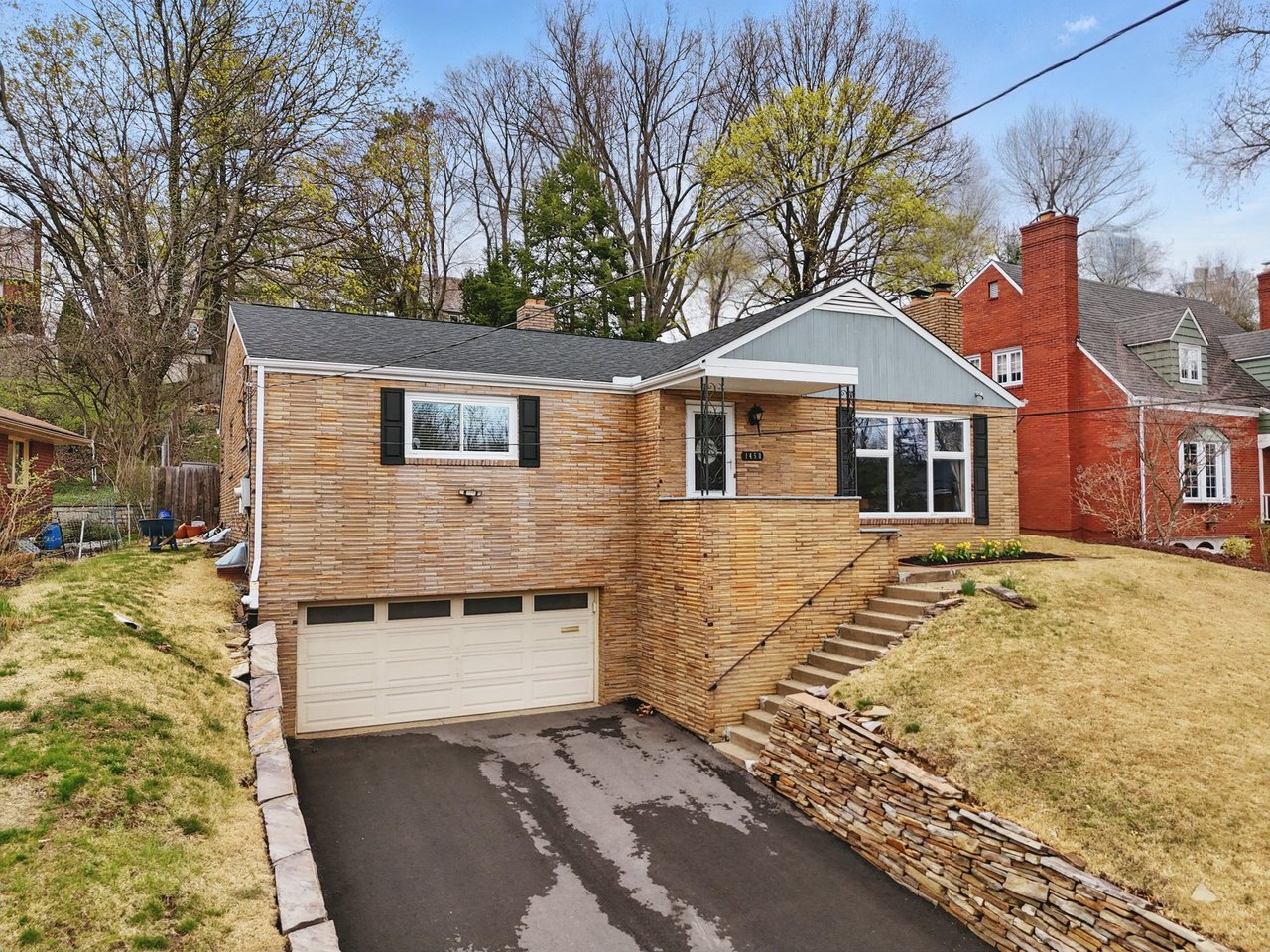 1450 Mohican Dr