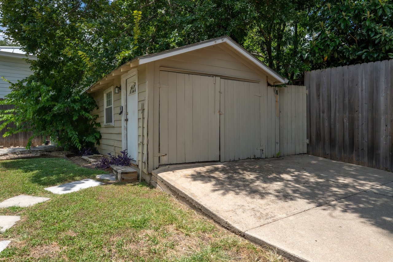 2408 Dormarion Lane