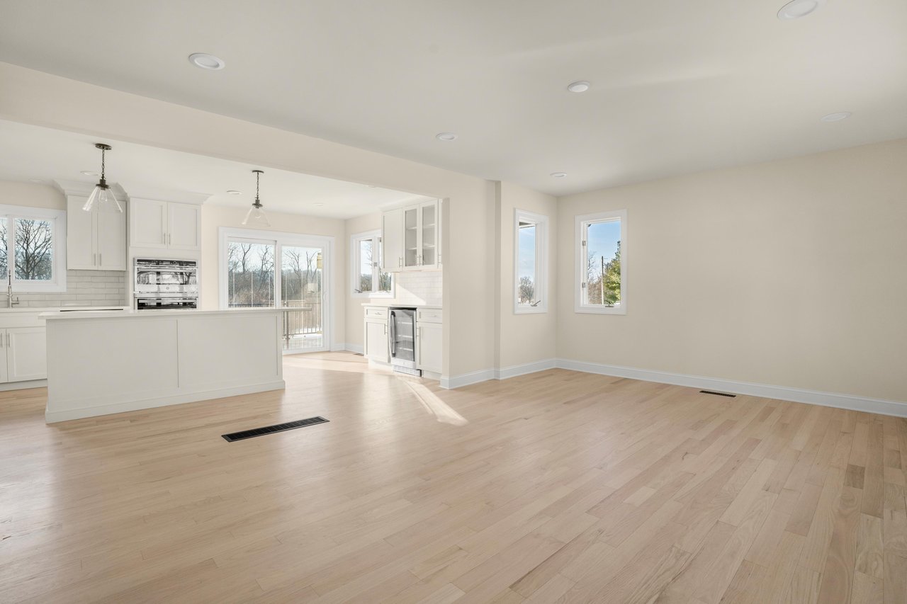 16 SCHAAF ROAD