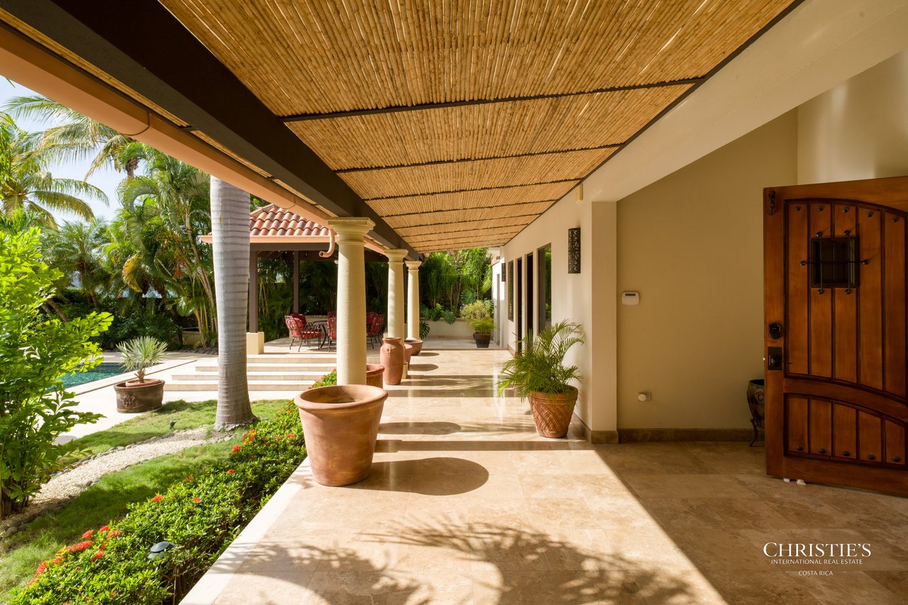 Casa Playa Bonita | Beachfront Luxury Estate in Playa Flamingo