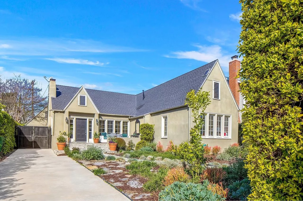 409 N Plymouth Blvd