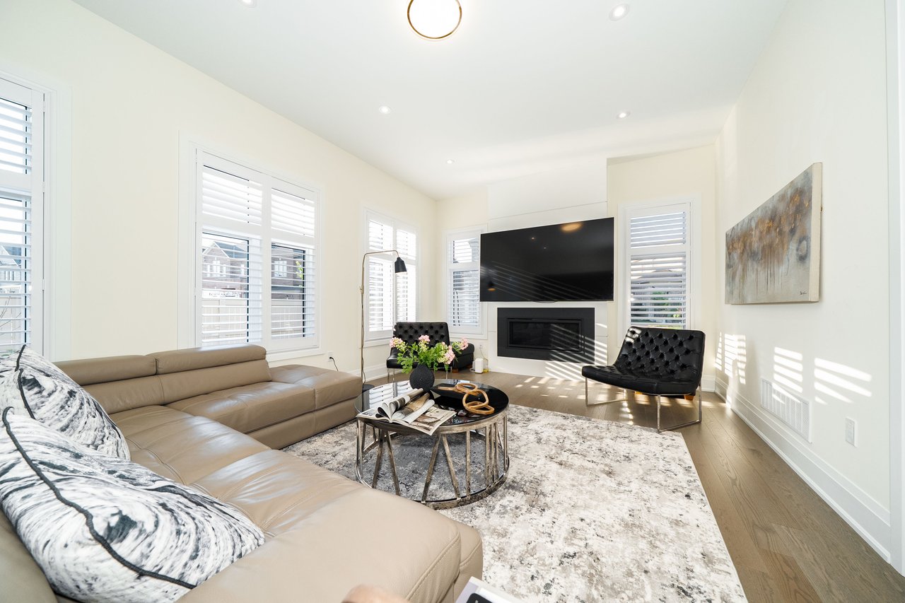 38 Bud Leggett Cres