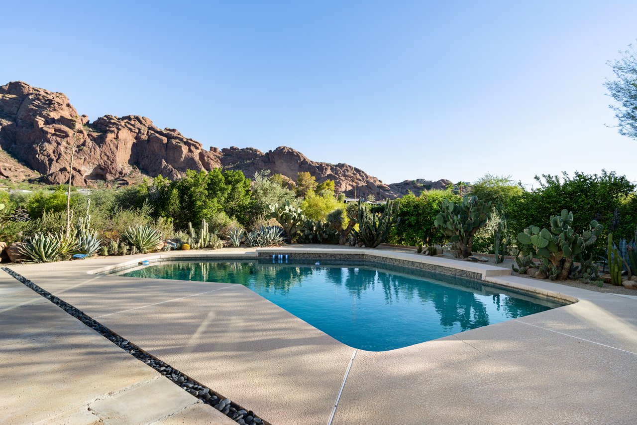 A Quiet Acre of Paradise