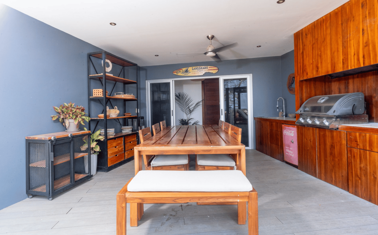 Casa Alta - Las Ventanas - Modern Tropical Oasis