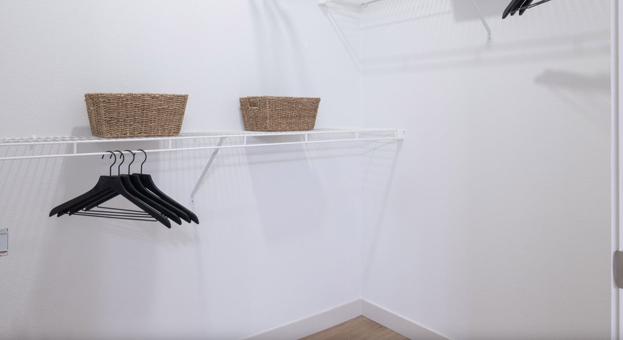 Newly finished 1/1 in East Austin 2 mos free + gift card!