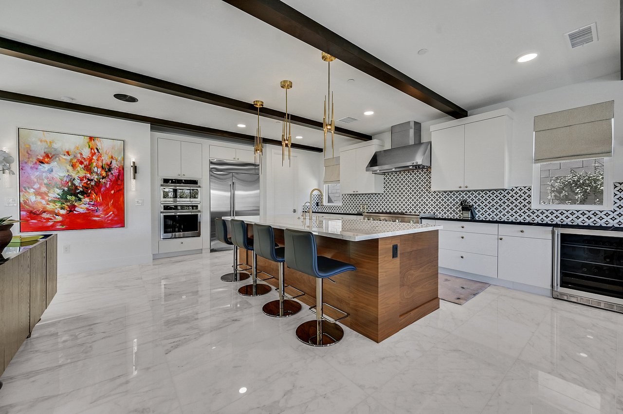 12070 Granite Canyon