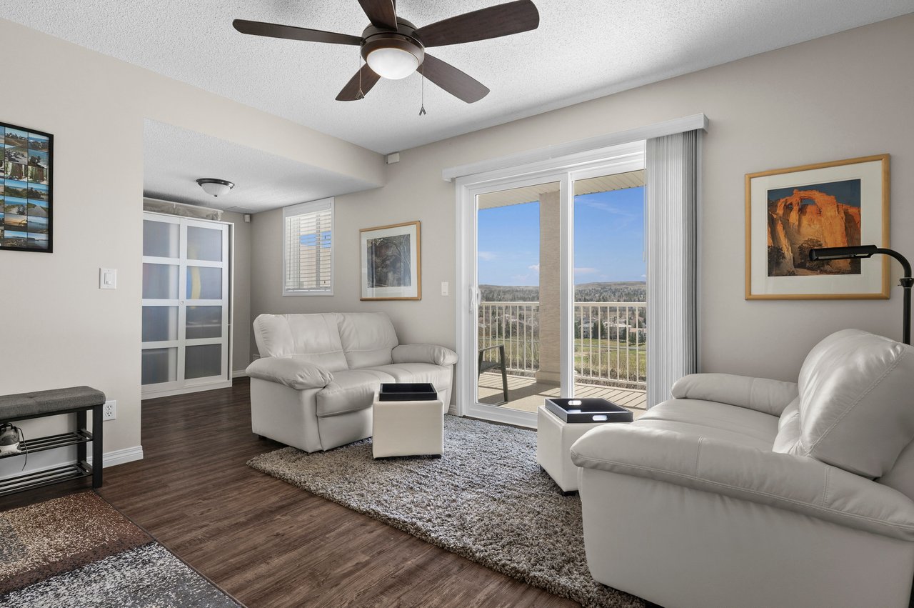 139 Country Hills Gardens NW