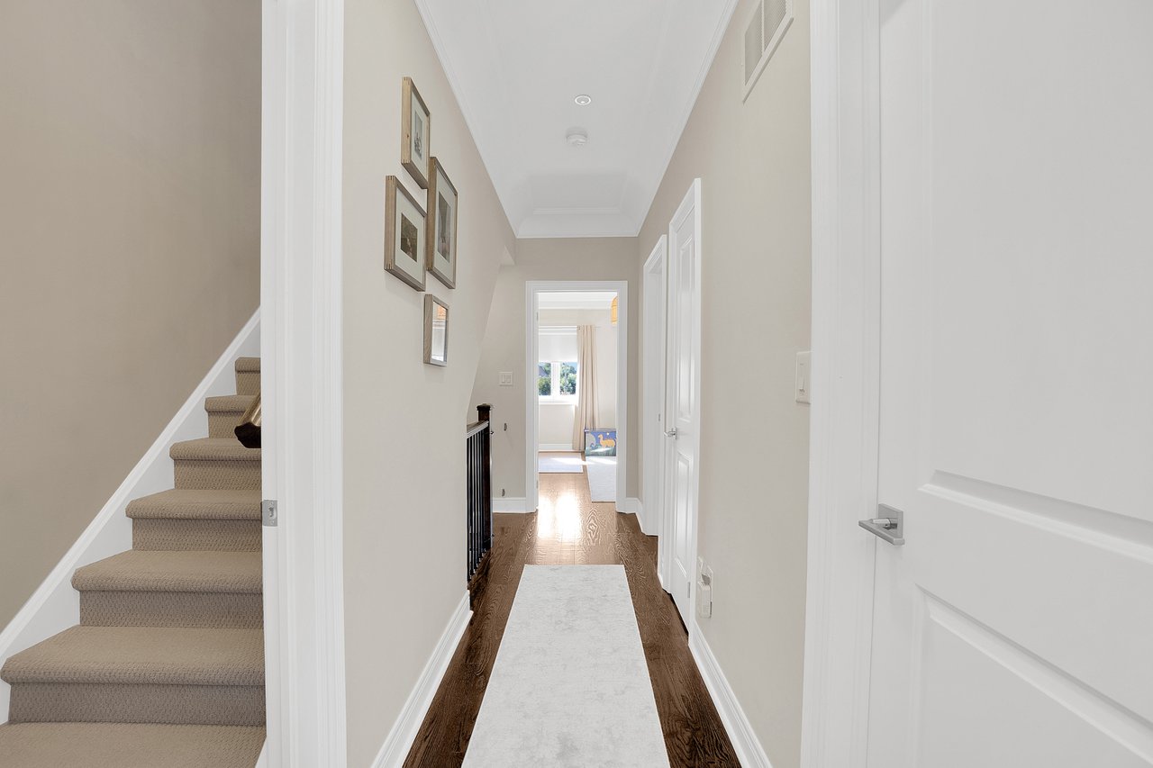 9 Powseland Cres 5, Woodbridge Ontario