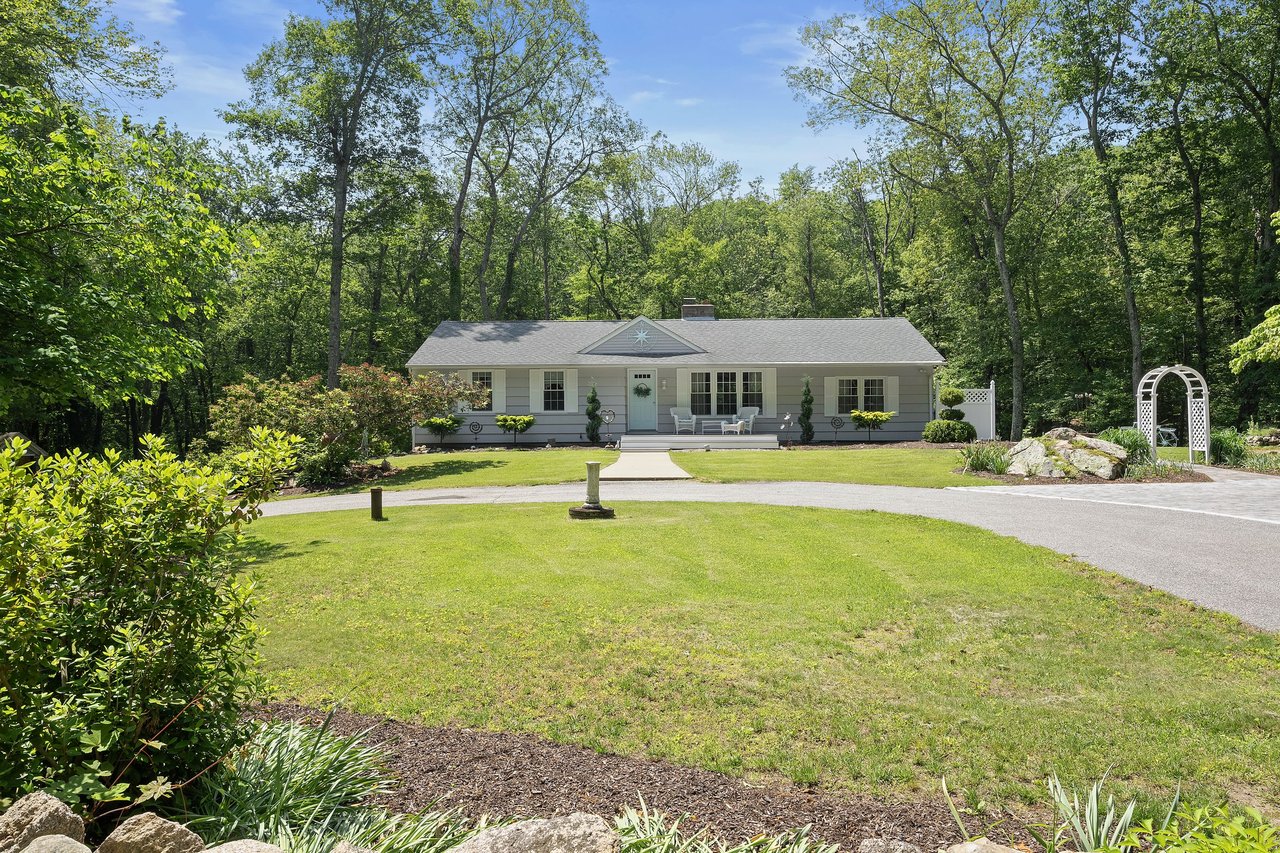1038 South Road