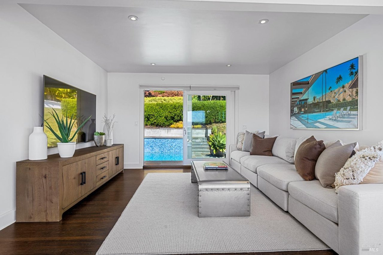 105 Geldert Drive
