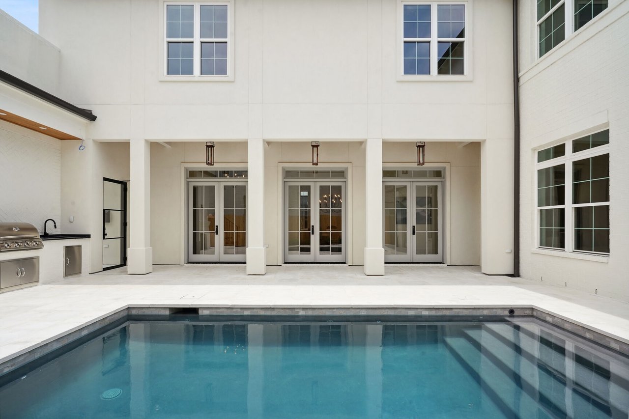 79 FLAMINGO Street