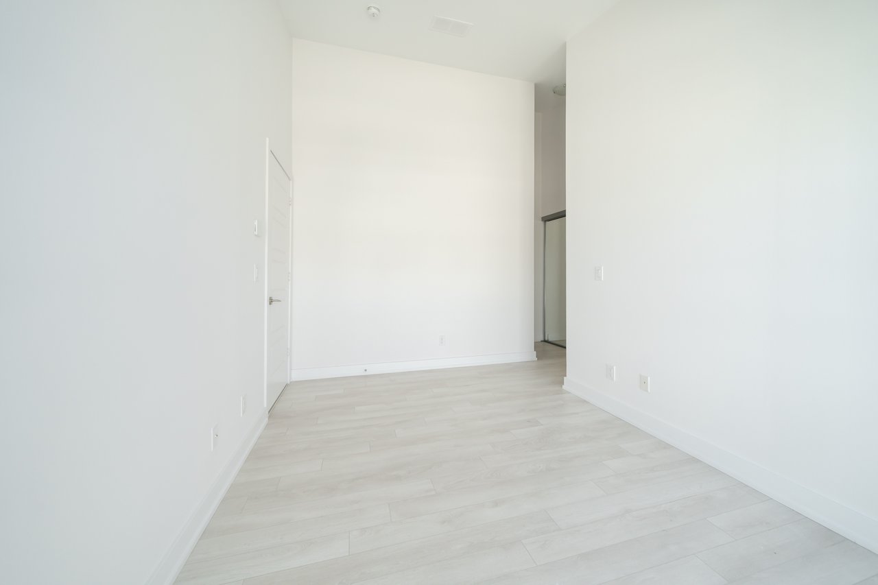 130-331 Broward Way 