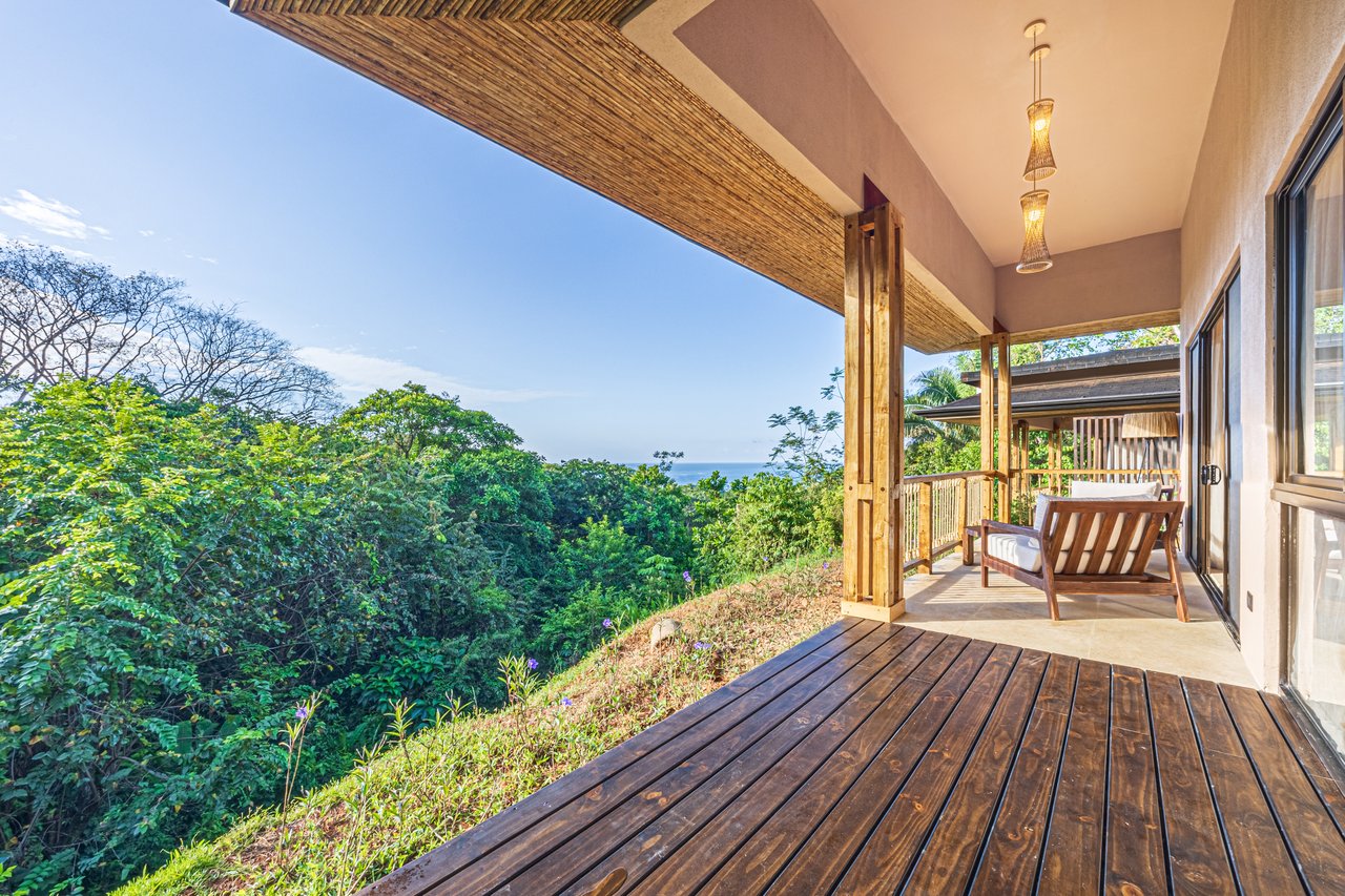 Luxury Hotel Boutique with Ocean Views | Walking distance to the beach | 13.2 Acres