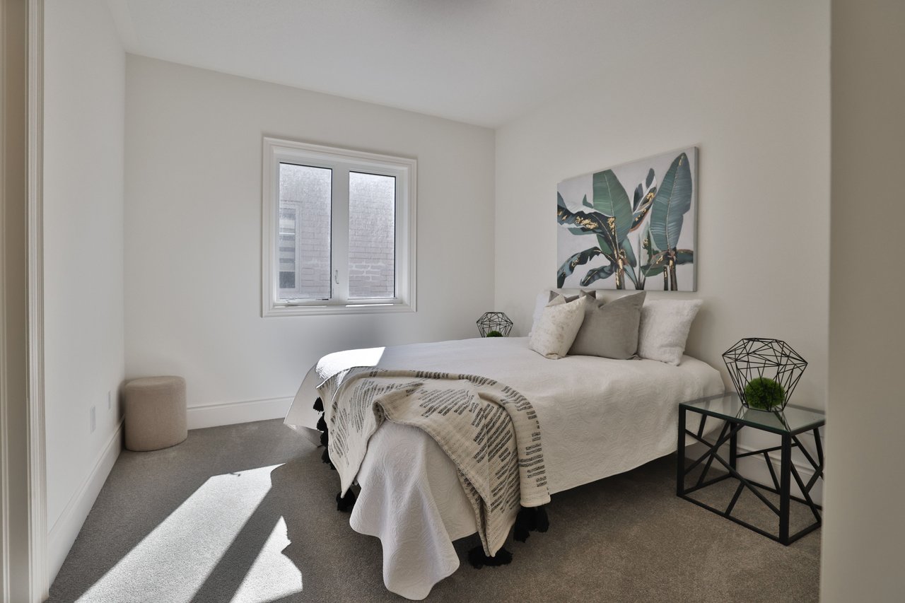 37 North Park Boulevard, Oakville