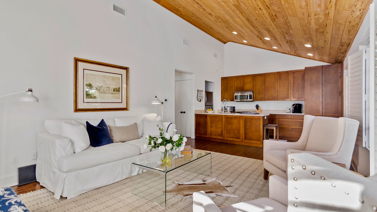 Rustic Chic at the Historic Barbour House