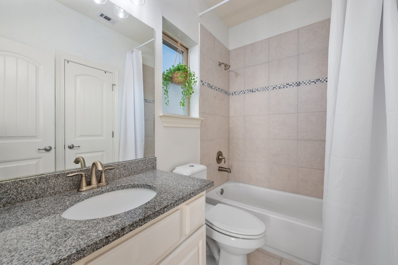 103 Lucayan Cove