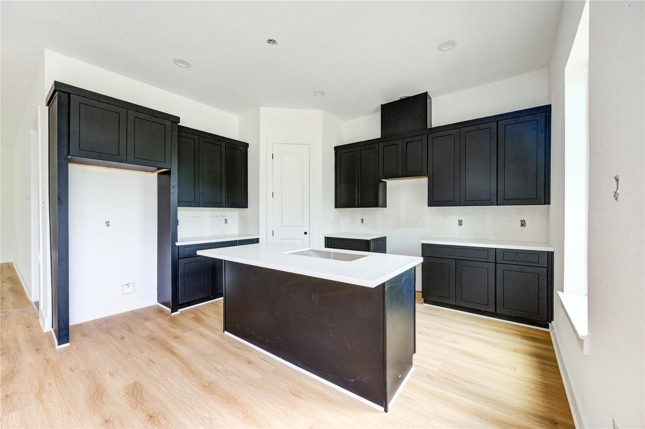 Inside the Noel St Duplexes in Houston tx