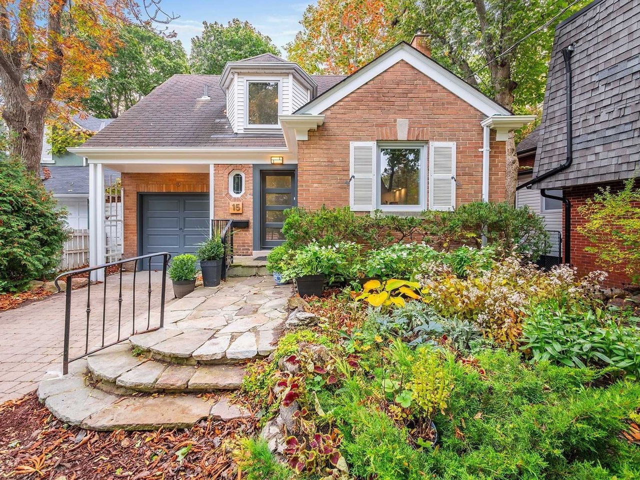 15 Glen Oak Dr