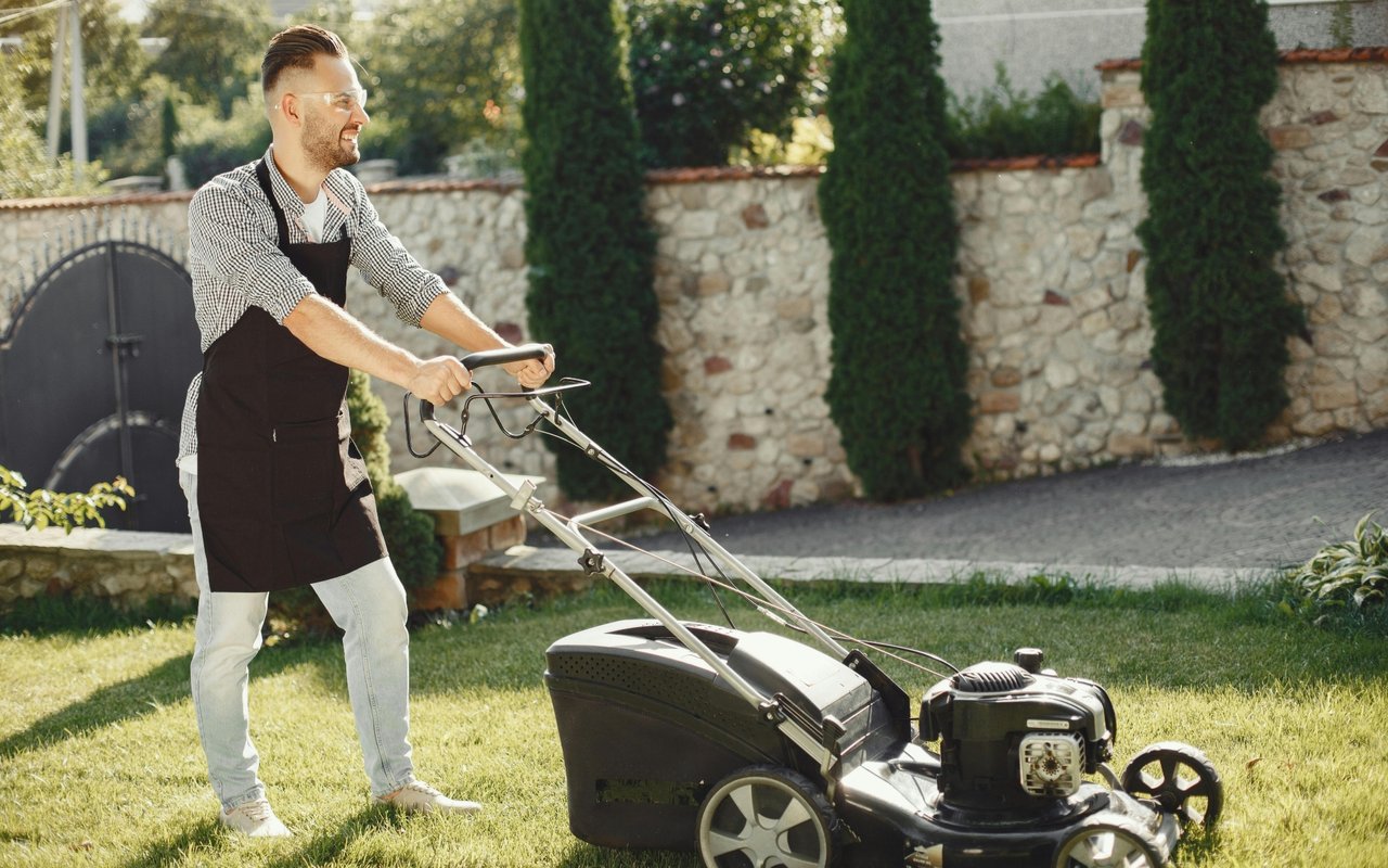 Essential Spring Cleaning Tips for Homeowners