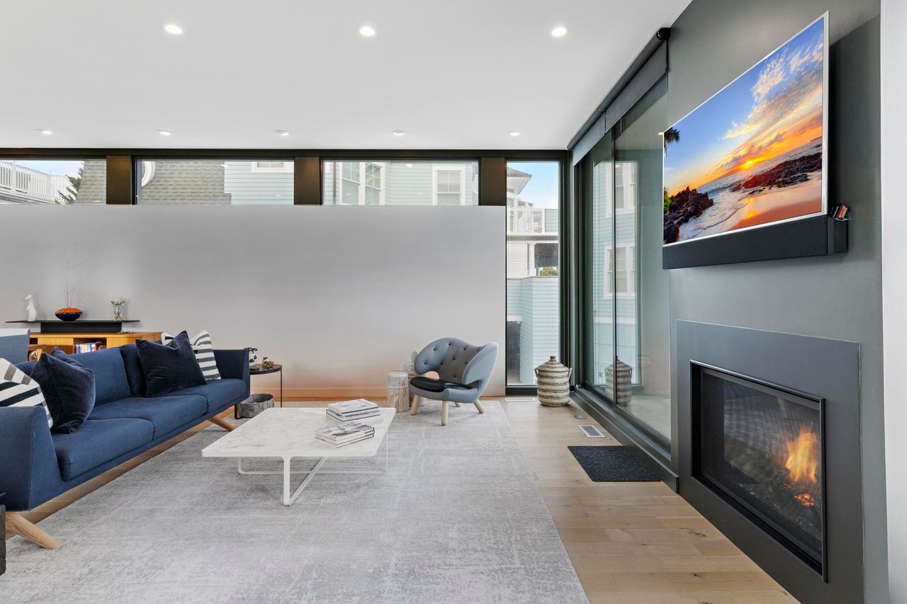 205 Stratford Avenue 