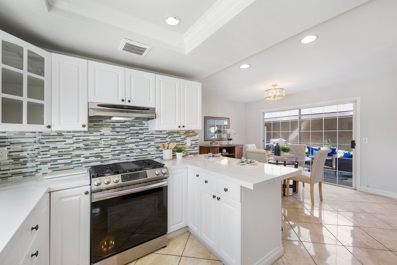 20 Sacramento, Irvine, CA 92604