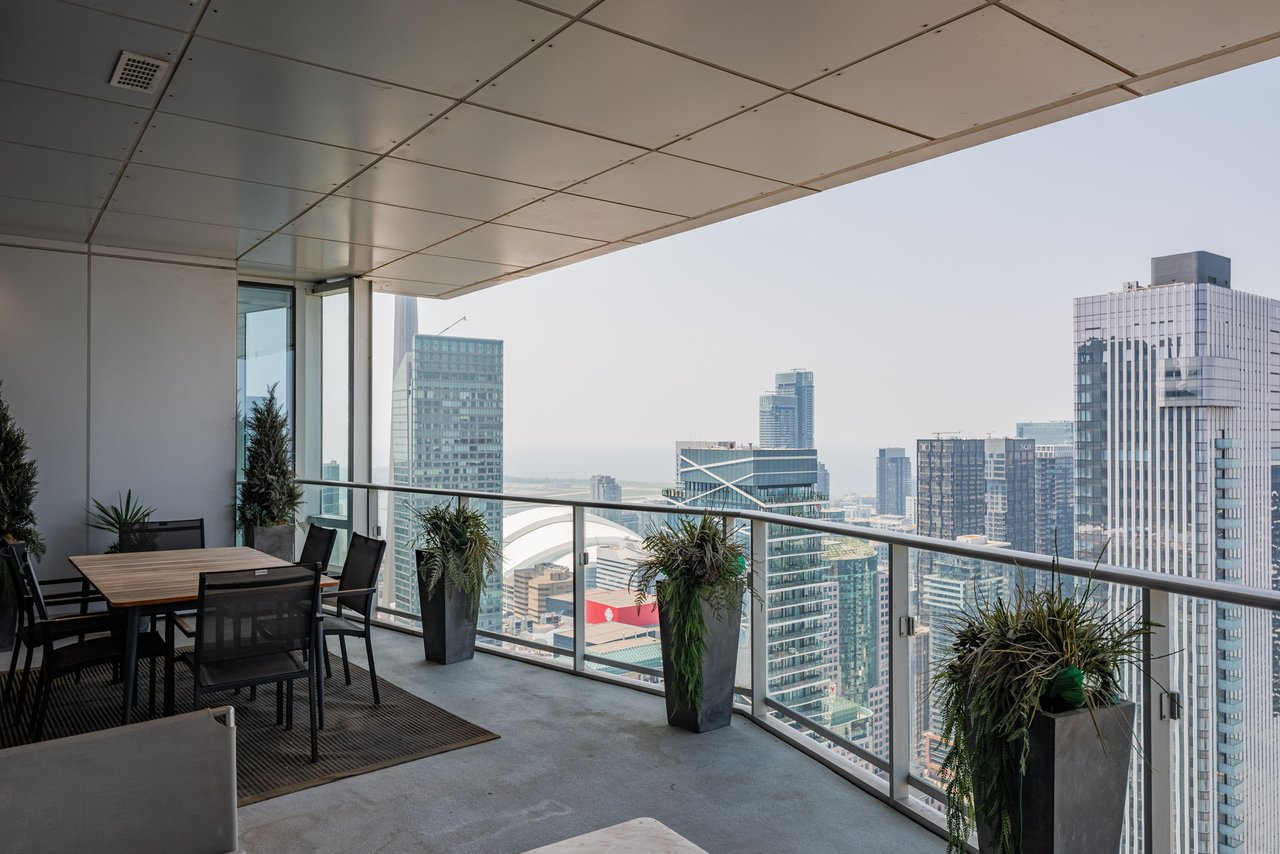 Suite 5302- 180 University Avenue