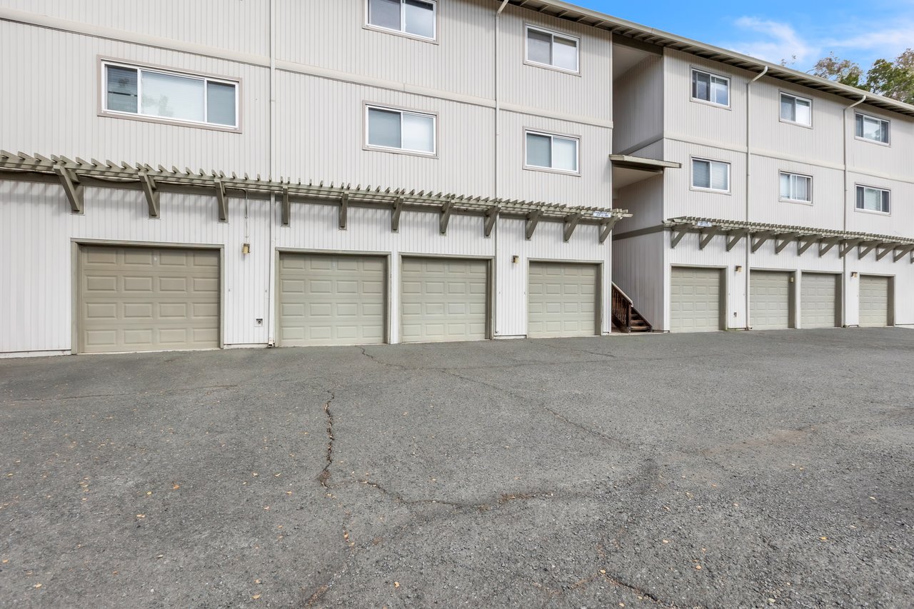 215 Whale Bone Ct, Vallejo