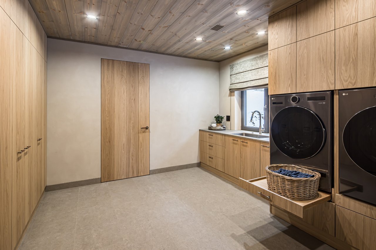 2673 Ousel Falls Road