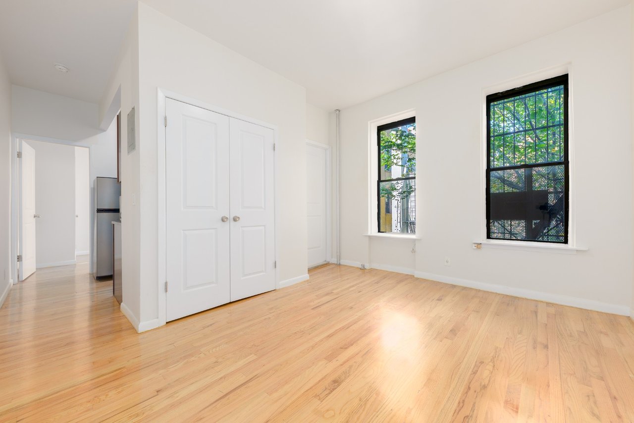 345 East 12th Street Unit: 23