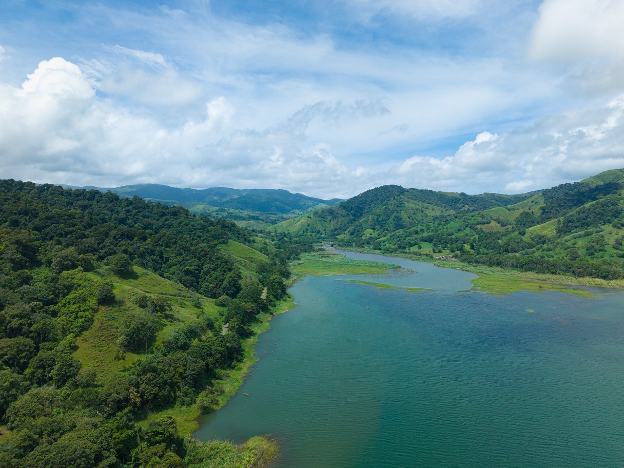 Rio Chiquito Ranch & Villas | 143-Hectare Ranch Estate with Villas, Forest & Full Infrastructure in Tilarán, Costa Rica