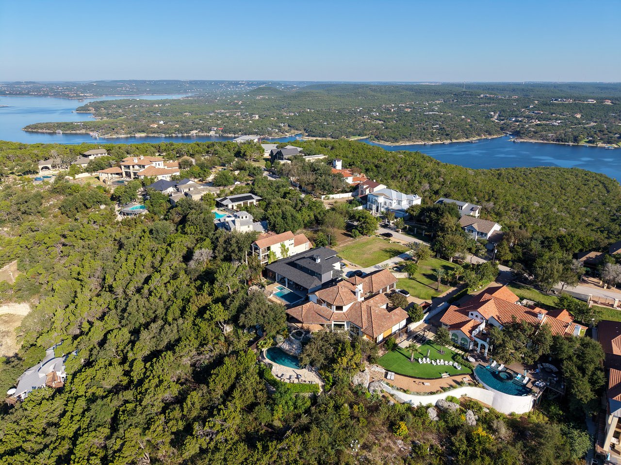 13907 Panorama Dr