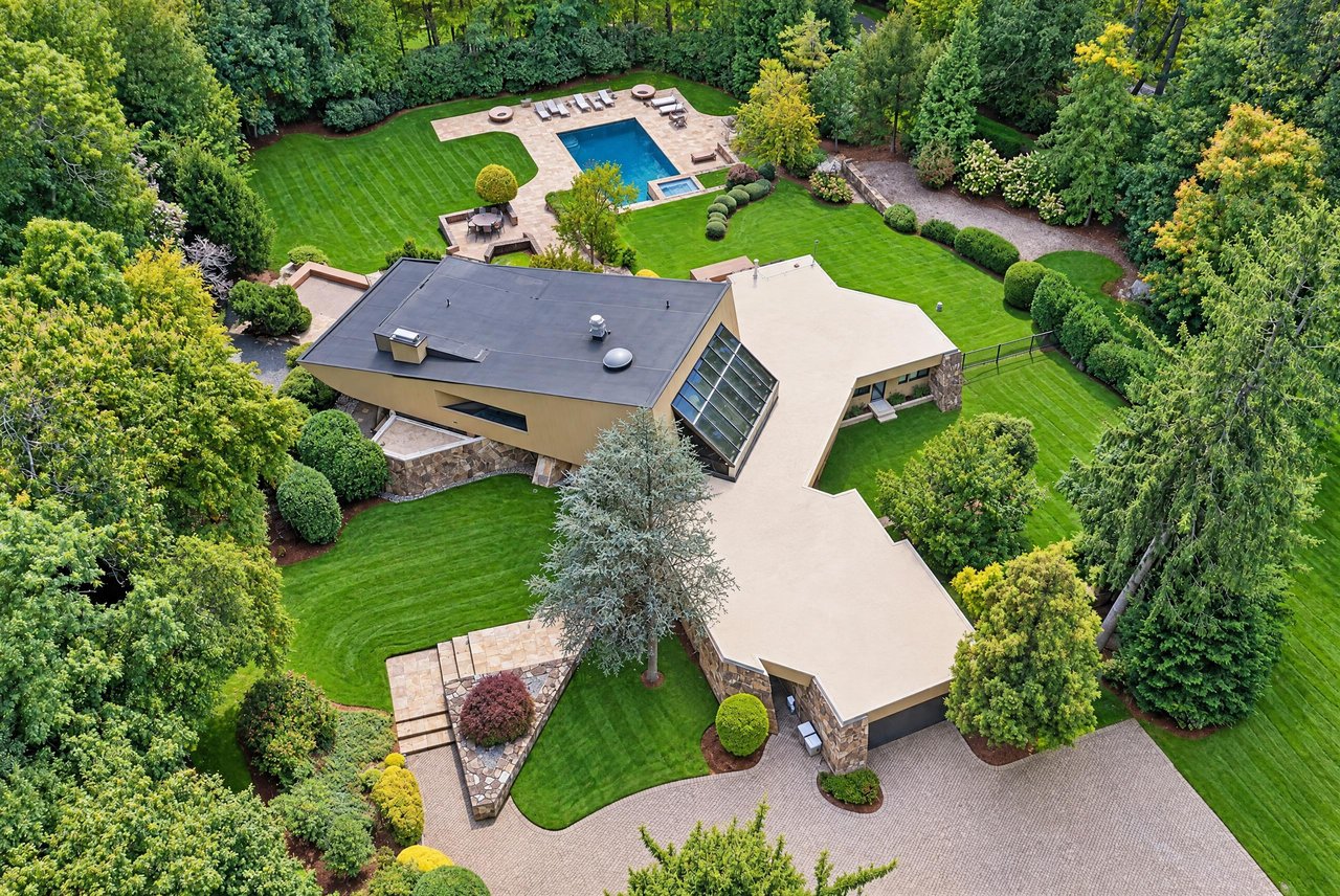 15 Horseshoe Road (Long Island)