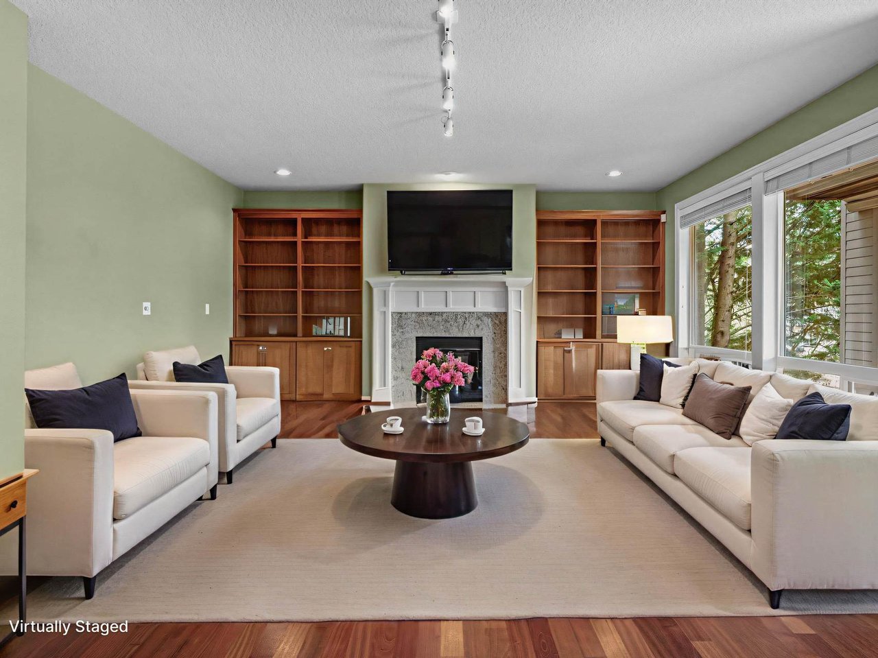 1815 NW ROSEFINCH LN