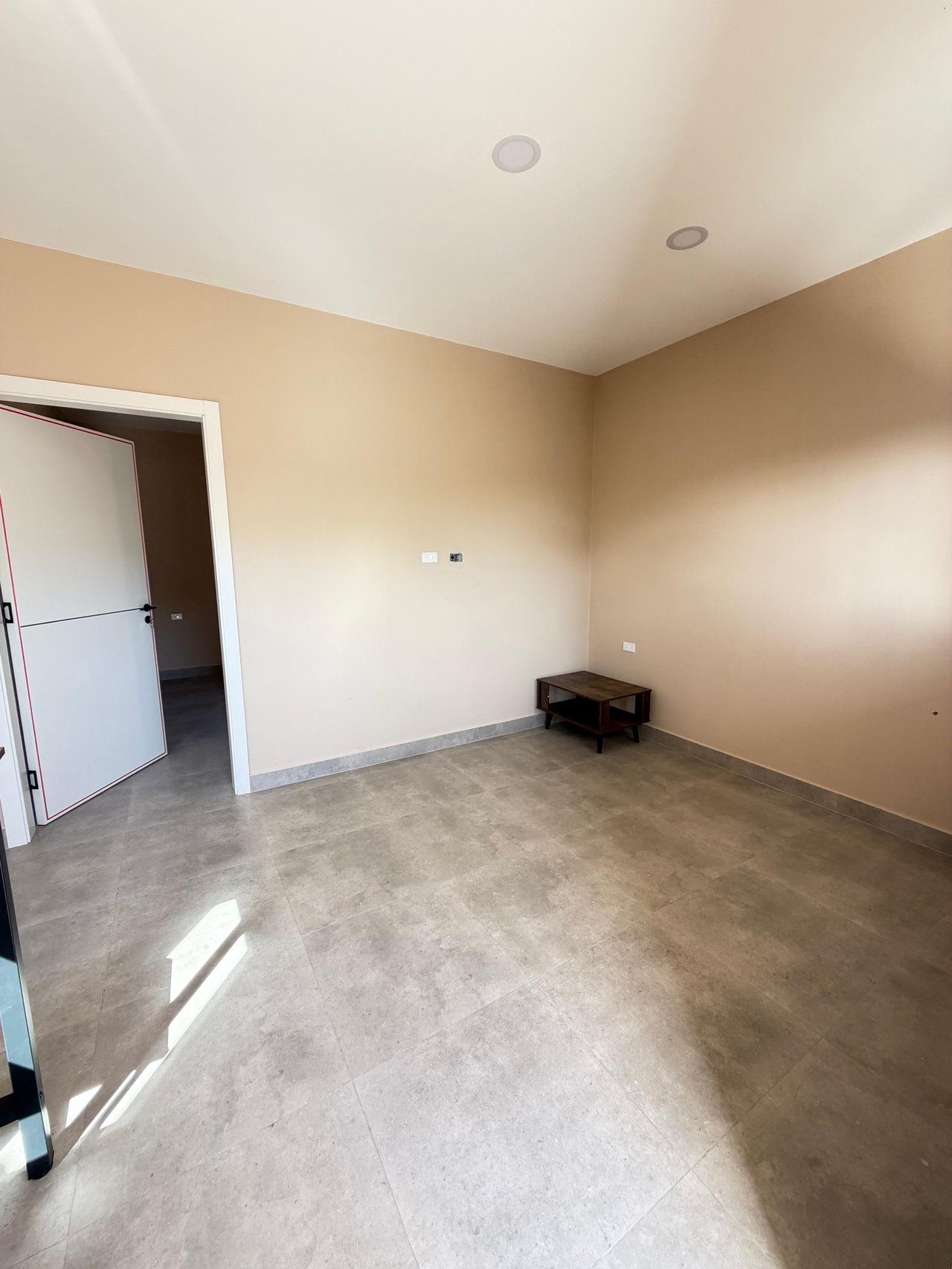 4 One-Bedroom Apartments